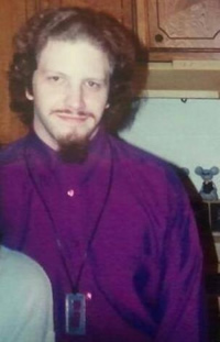 Fall 1993, with a squared-off goatee, looking like an Egyptian pimp.